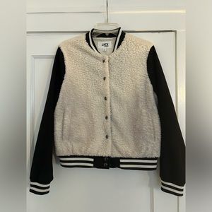 BB Dakota Shearling Jacket - size L